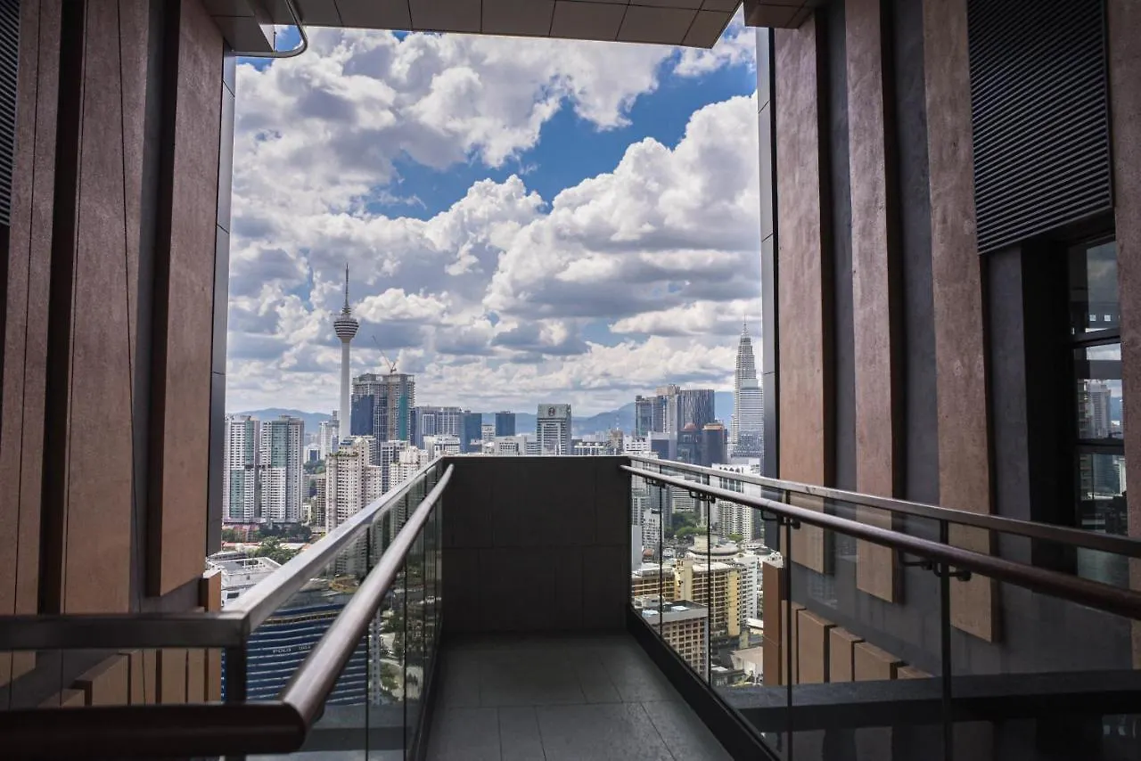 Infinity Pool Klcc Lalaport Deluxe Suite By Miko Kuala Lumpur Apartment