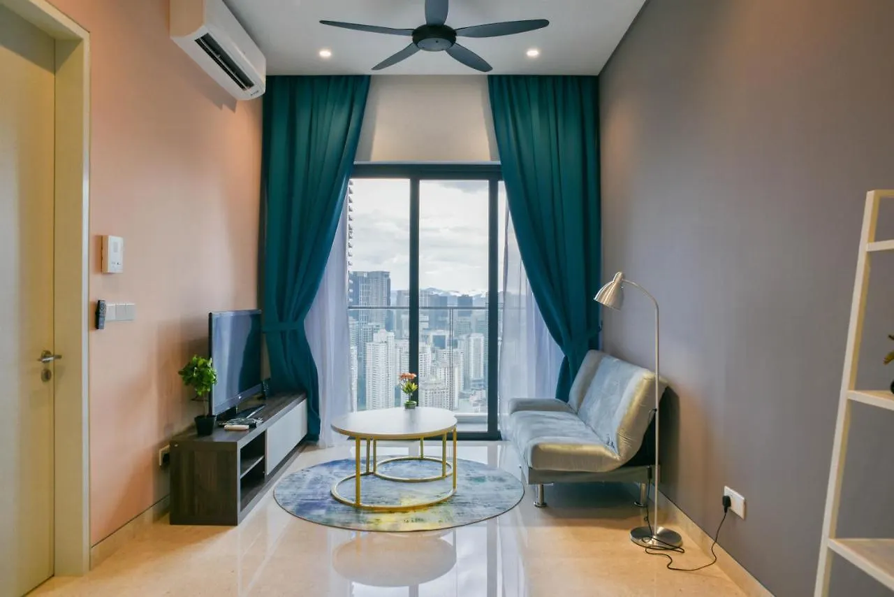 Infinity Pool Klcc Lalaport Deluxe Suite By Miko Kuala Lumpur Apartment