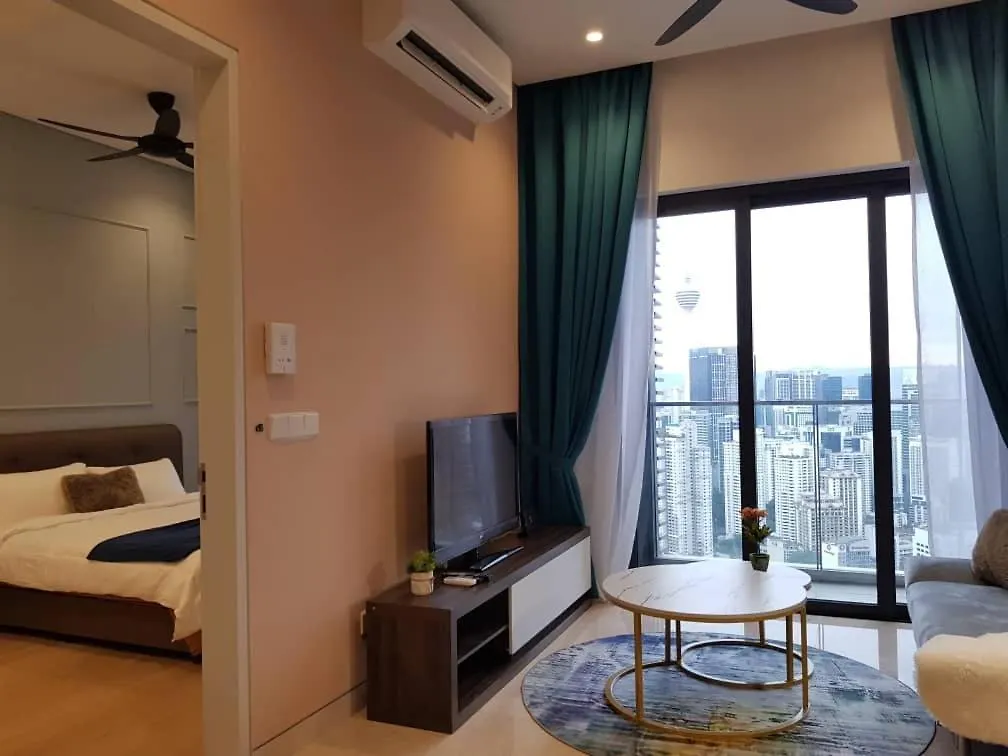 דירה קואלה לומפור Infinity Pool Klcc Lalaport Deluxe Suite By Miko מלזיה